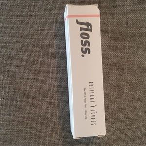 Floss lipgloss